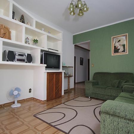 Casa Temporada Gratao 06 Min Dos Parques Thermas Olímpia Стая снимка